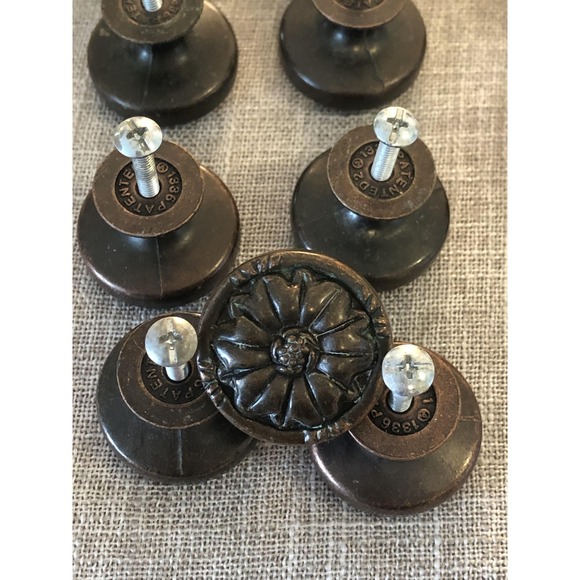 Source Unknown Other - Brass Steel Round Head Phillips Screw Feet 1 In Diameter Lot Of 11 Glides USA